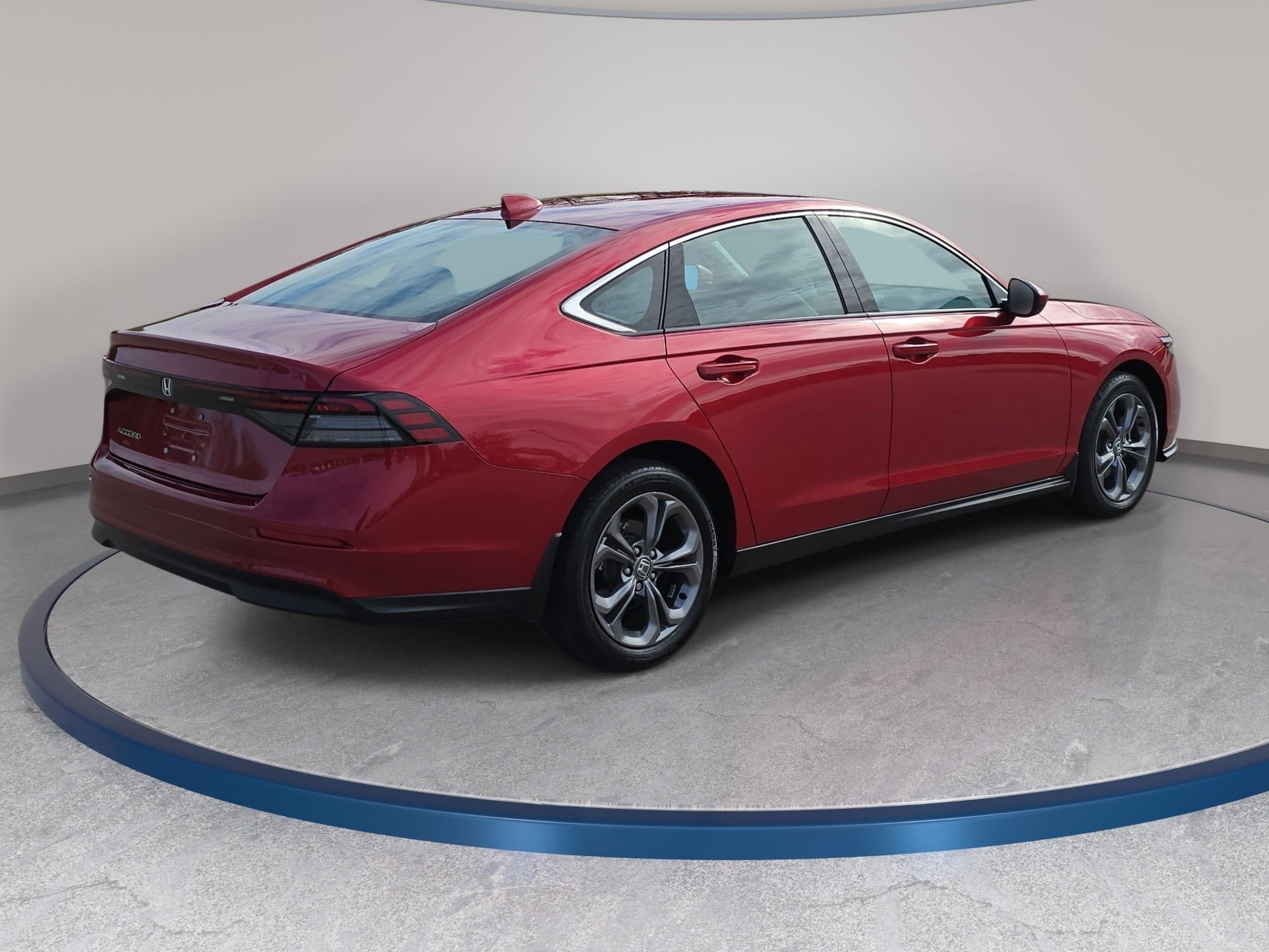 Used 2024 Honda Accord EX image 5