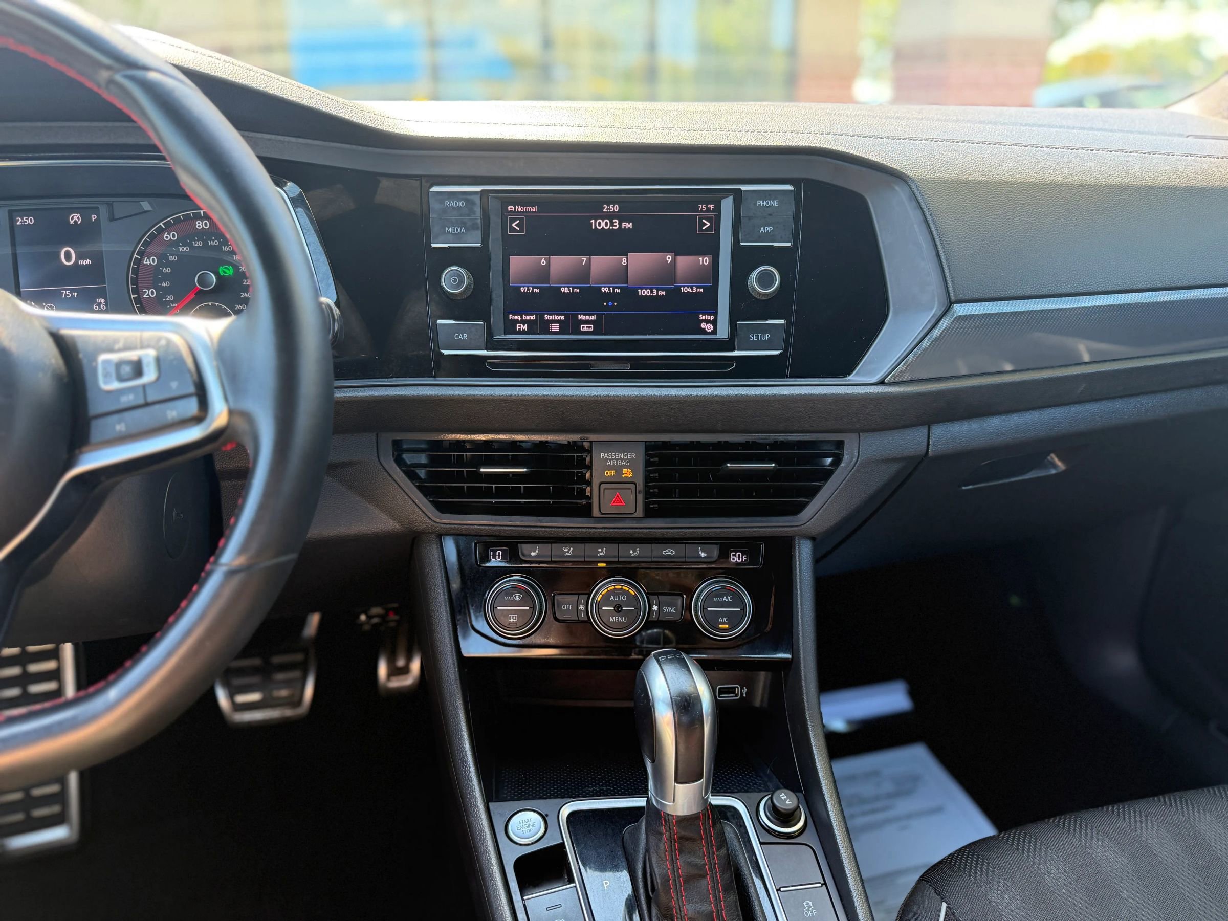 Used 2019 Volkswagen Jetta GLI FWD image 26