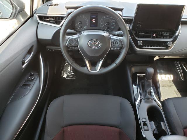 Used 2024 Toyota Corolla SE image 16