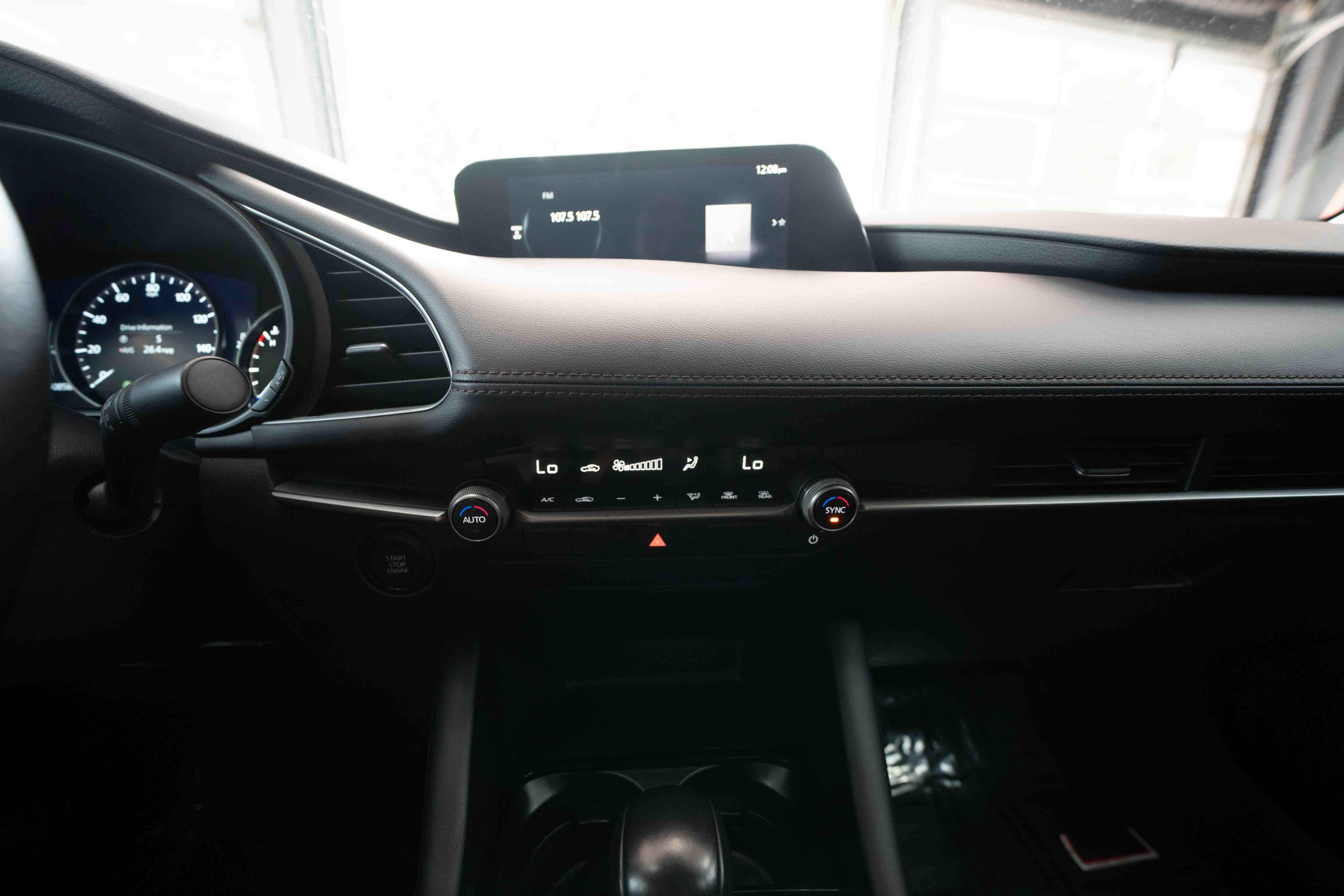 Used 2025 MAZDA MAZDA3 s FWD image 17