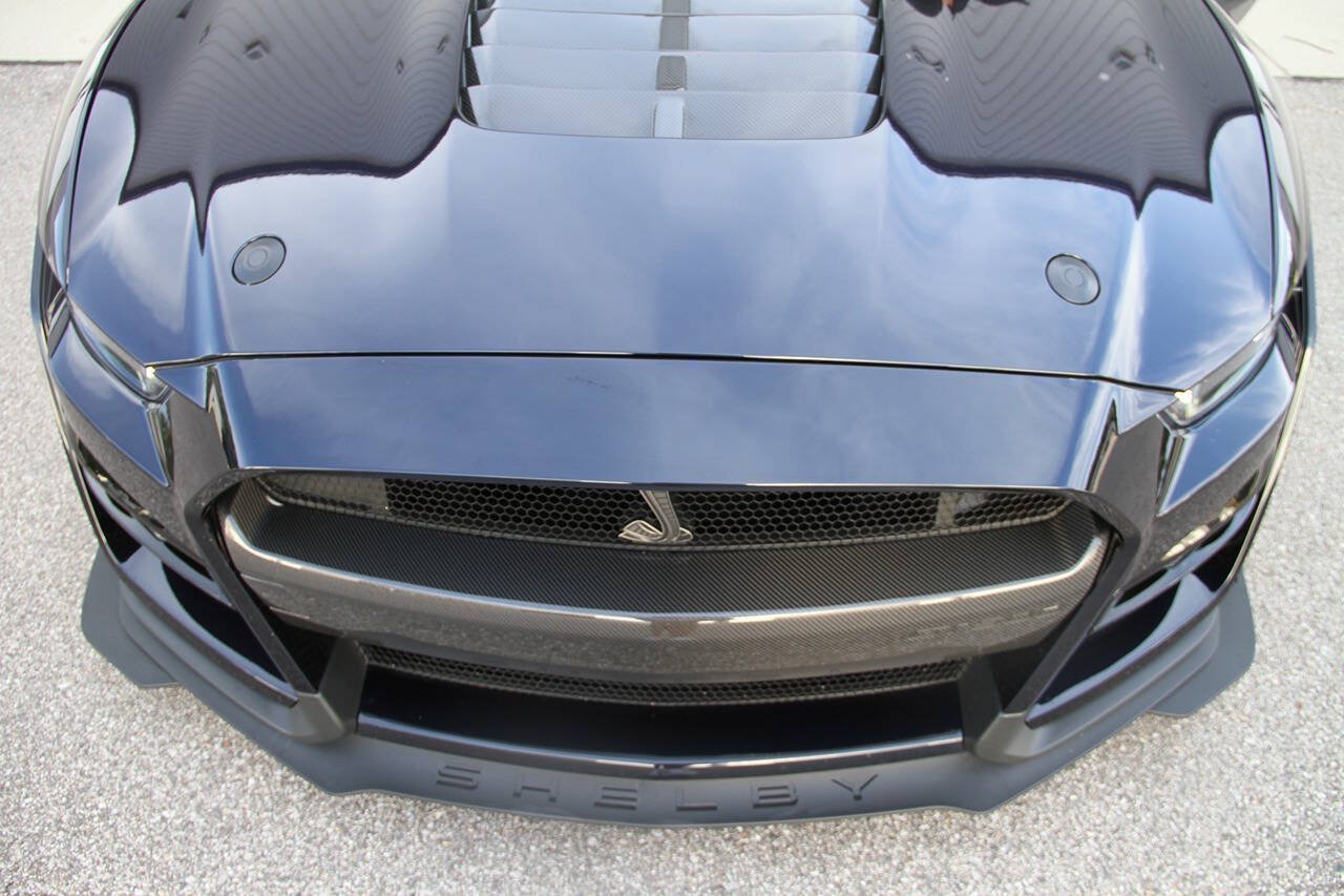 Used 2021 Ford Mustang Shelby GT500 w/ Carbon Fiber Track Pack RWD image 13
