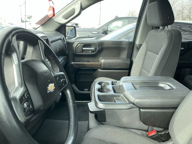 Used 2021 Chevrolet Silverado 1500 LT AWD/4WD image 2