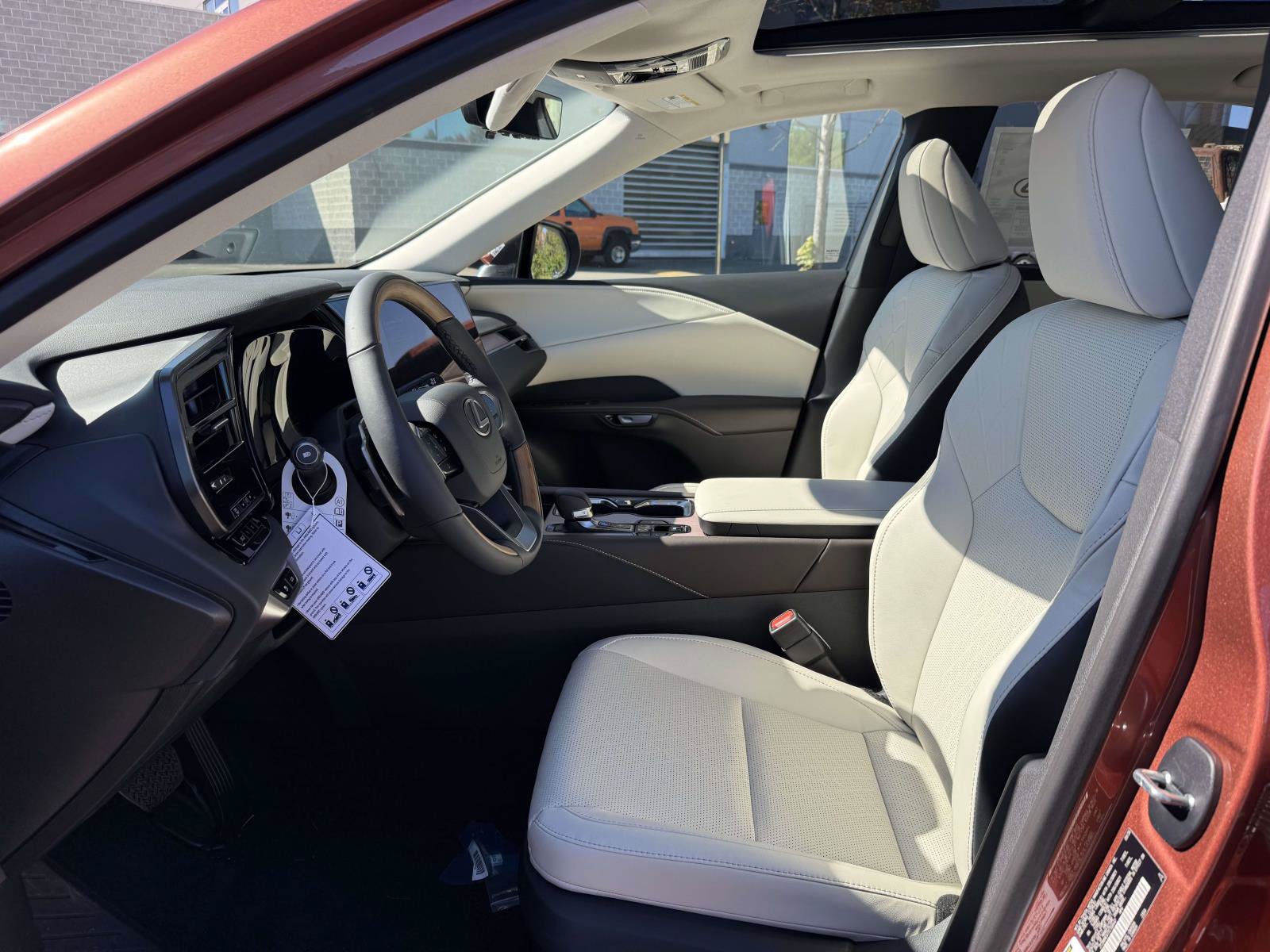 New 2026 Lexus RX 350 w/ Convenience Package AWD/4WD image 12