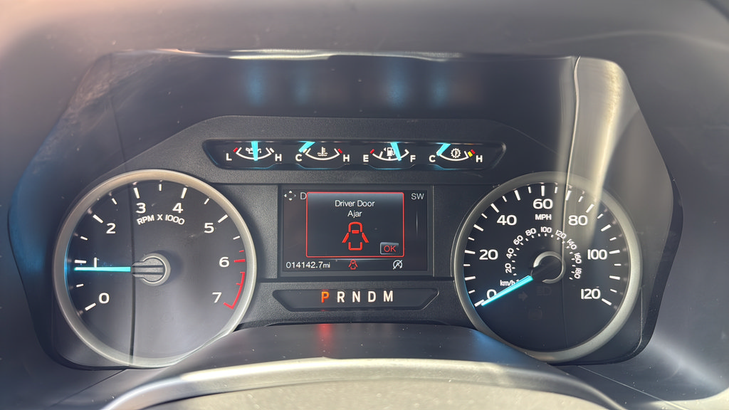 Used 2020 Ford F150 XLT w/ Equipment Group 302A Luxury AWD/4WD image 19