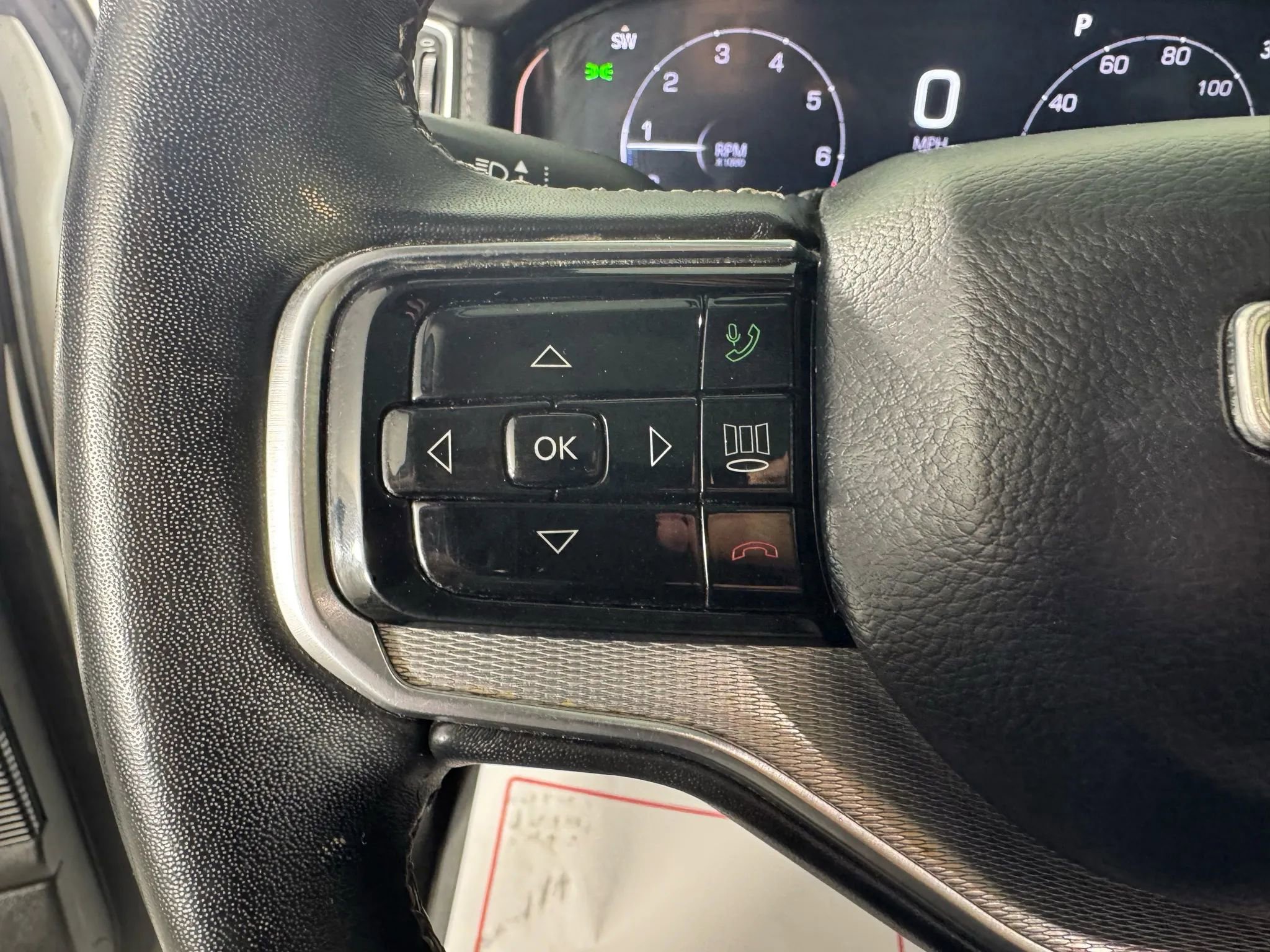 Used 2023 Jeep Grand Wagoneer 4WD w/ Flexible Seating Group image 15