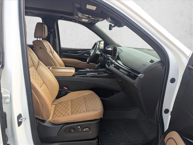 Certified 2023 Cadillac Escalade Premium Luxury image 19