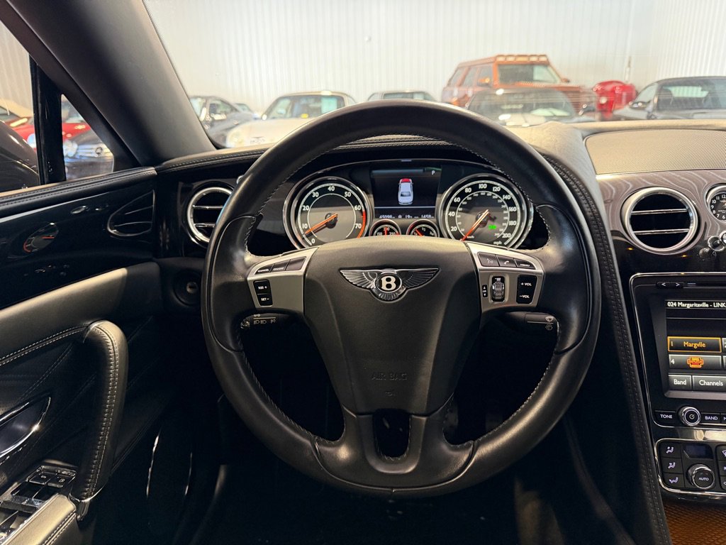 Used 2014 Bentley Flying Spur W12 image 34