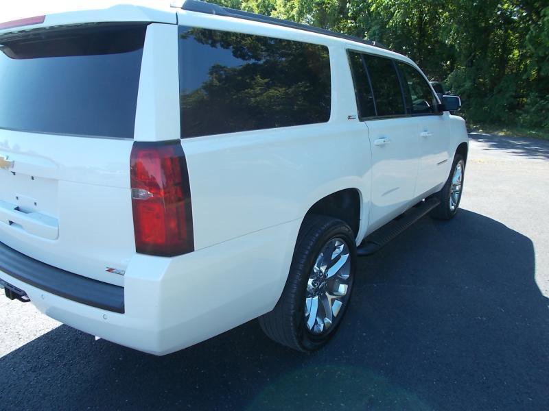 Used 2018 Chevrolet Suburban LT AWD/4WD image 15