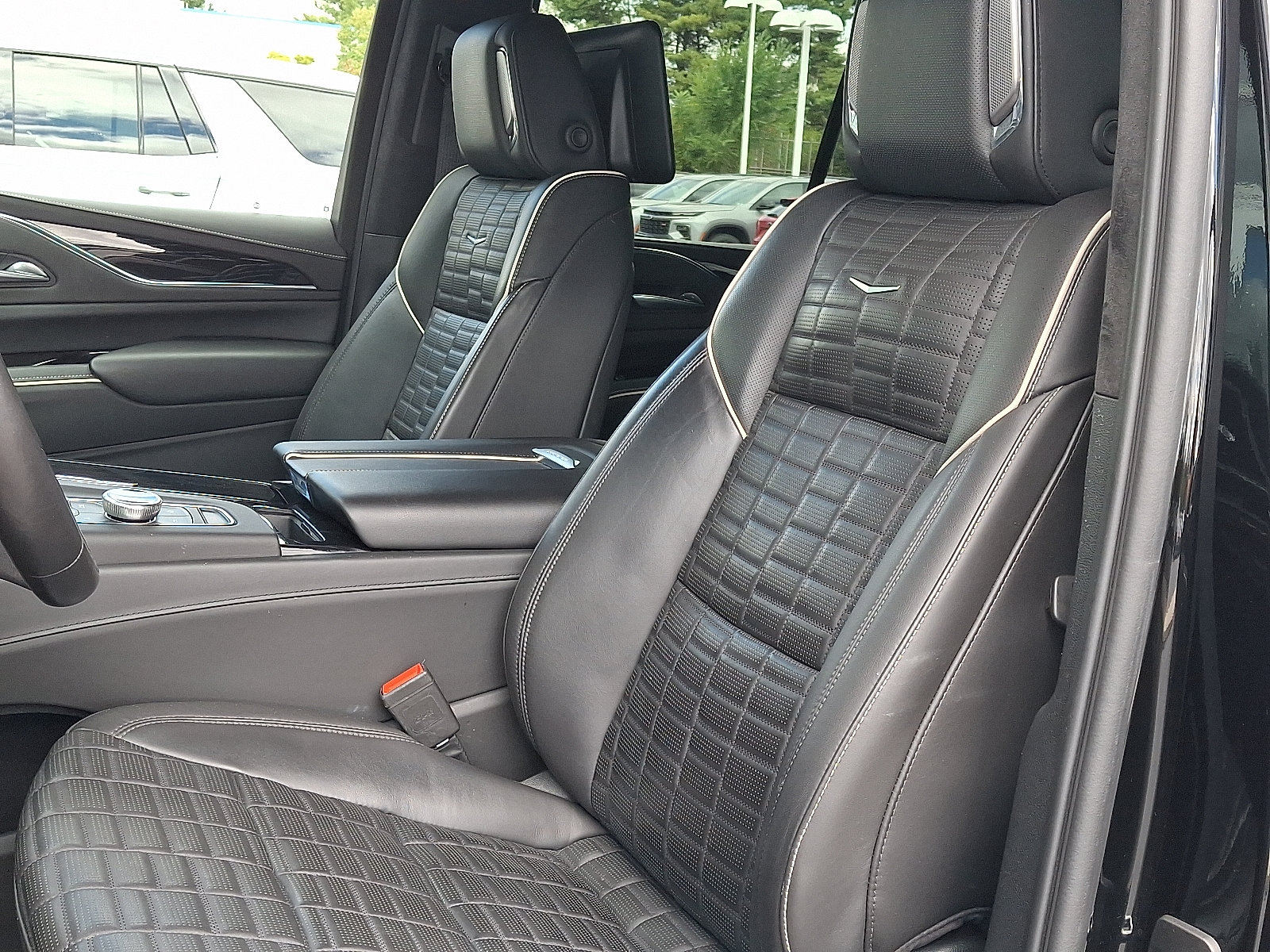 Certified 2024 Cadillac Escalade V AWD/4WD image 17