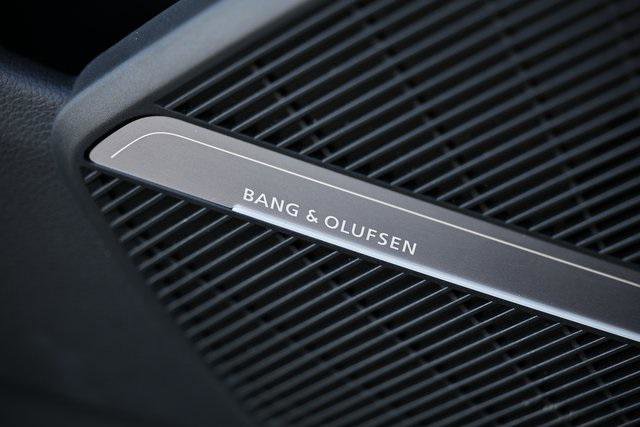 Certified 2025 Audi Q5 2.0T Premium Plus w/ Premium Plus Package image 17