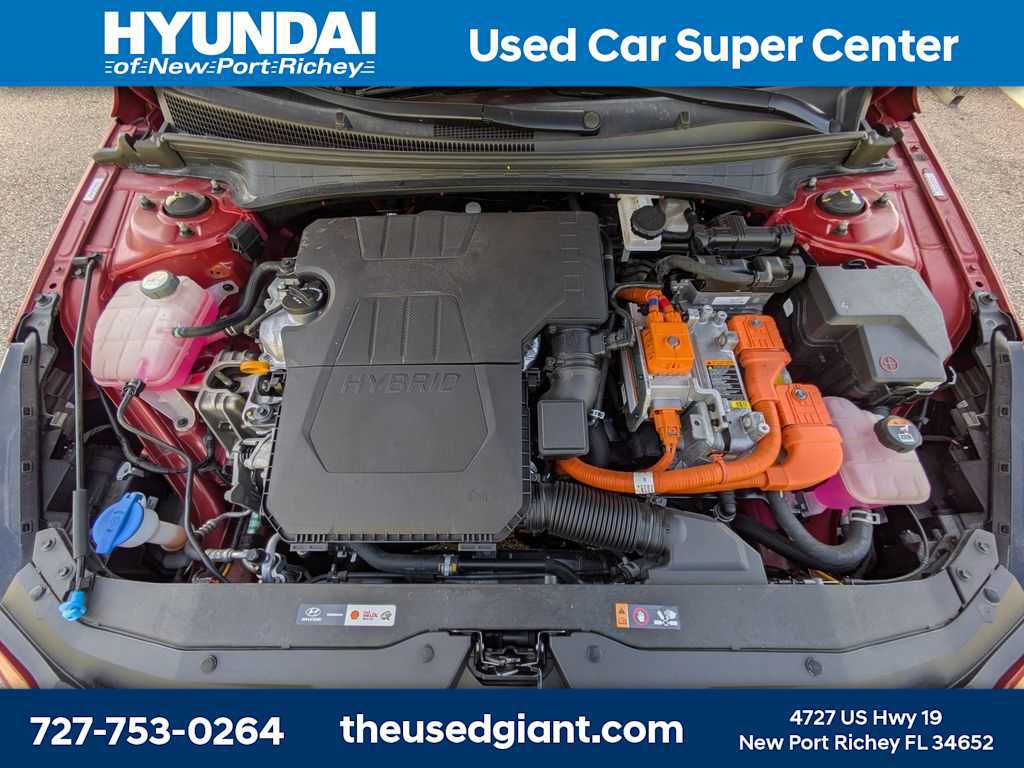Certified 2022 Hyundai Elantra Limited FWD image 13