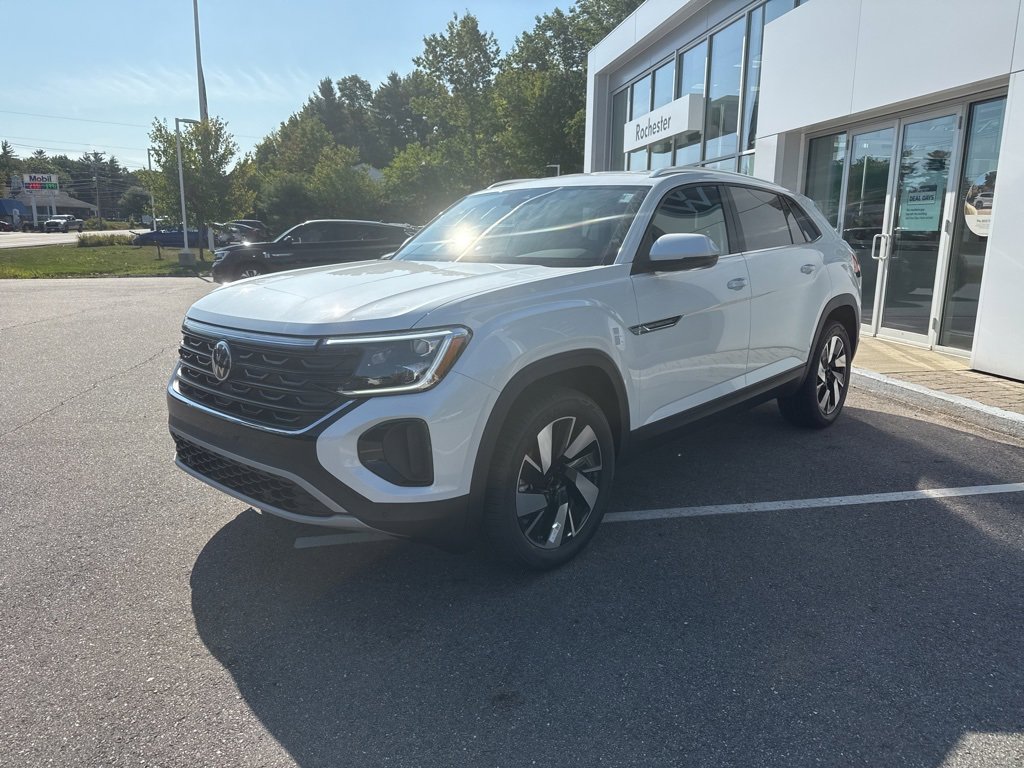 New 2026 Volkswagen Atlas Cross Sport SE image 2