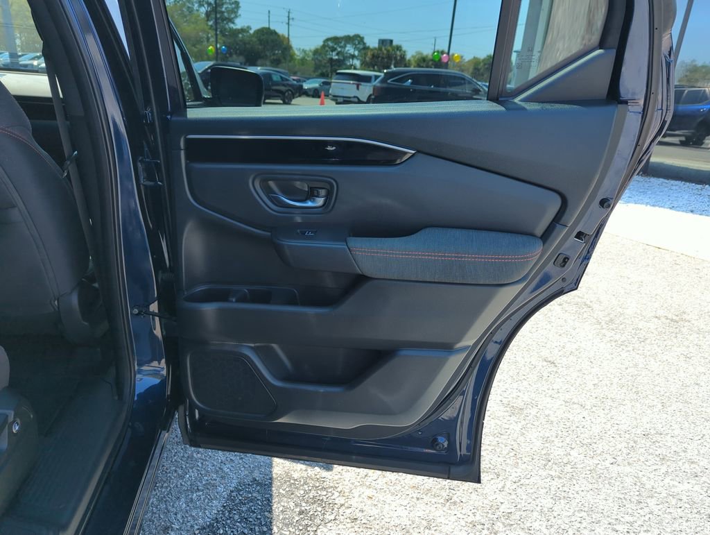 Used 2023 Honda Pilot Sport image 31