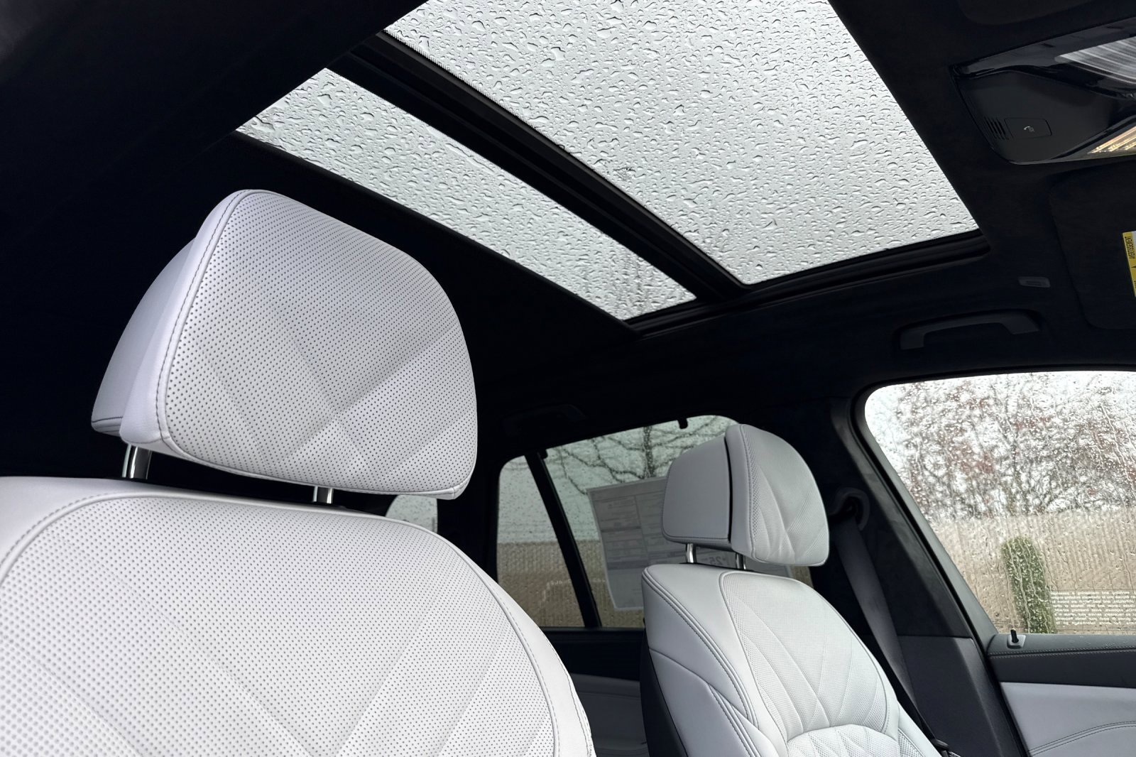 New 2026 BMW X5 xDrive40i w/ M Sport Package image 14