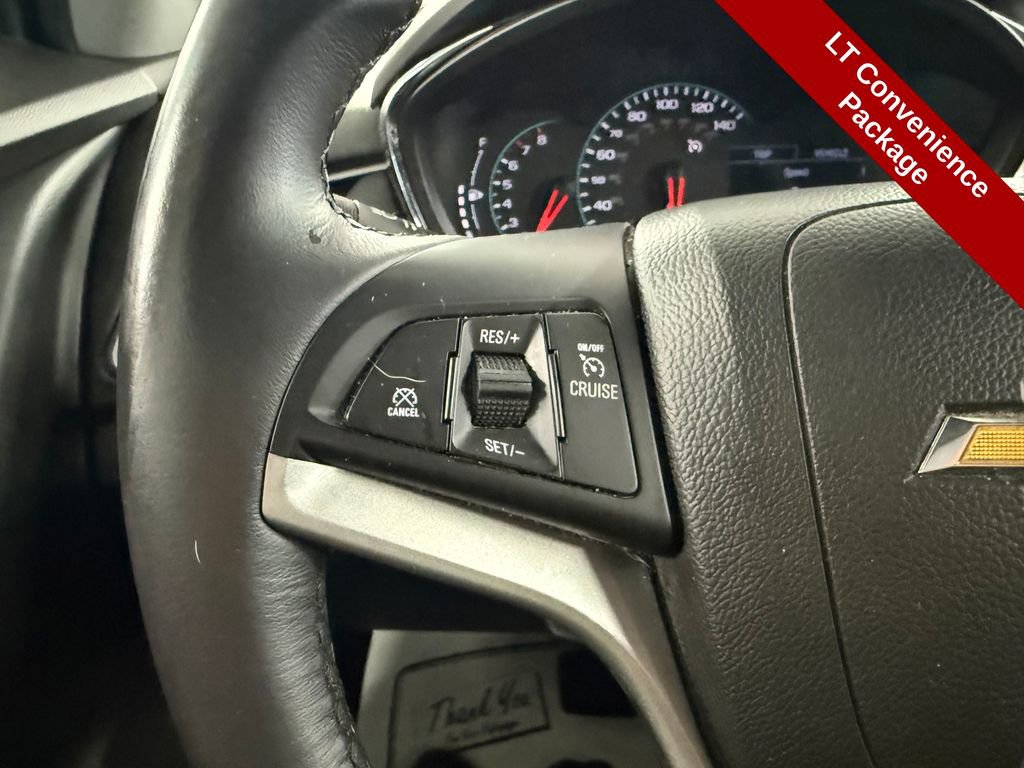 Used 2021 Chevrolet Trax LT w/ LT Convenience Package image 17