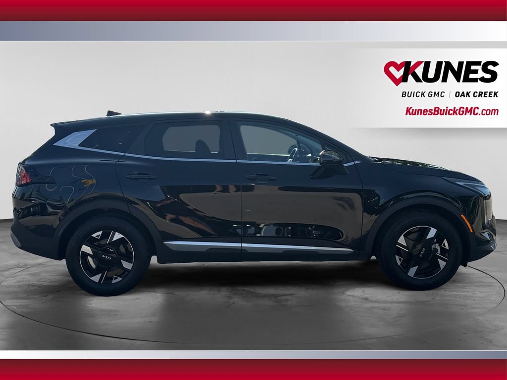Used 2026 Kia Sportage LX FWD image 12