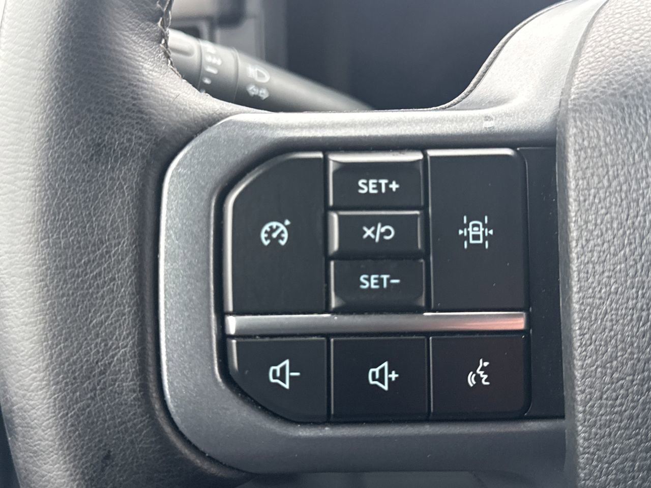 Used 2024 Ford F150 XLT image 29