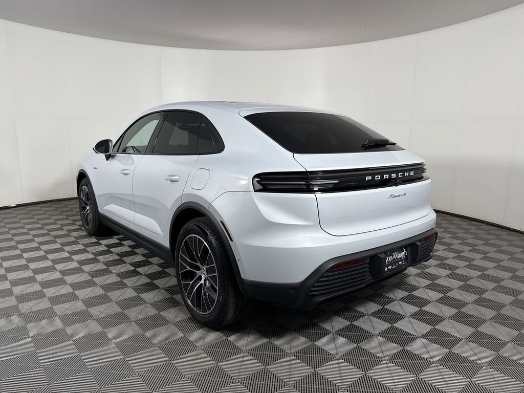 New 2025 Porsche Macan 4 Electric AWD/4WD image 3