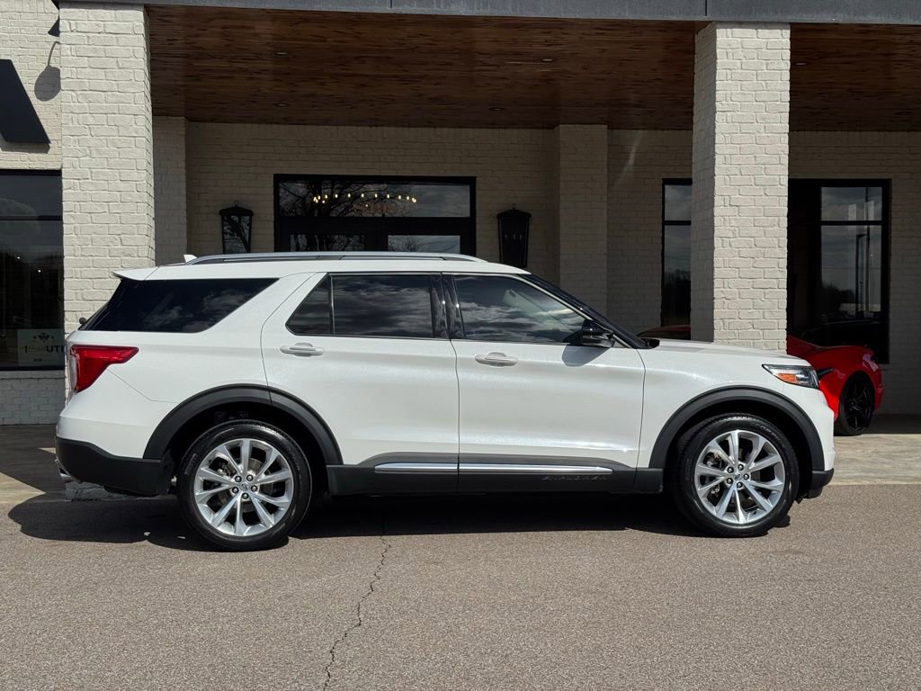Used 2022 Ford Explorer Platinum w/ Equipment Group 601A image 14