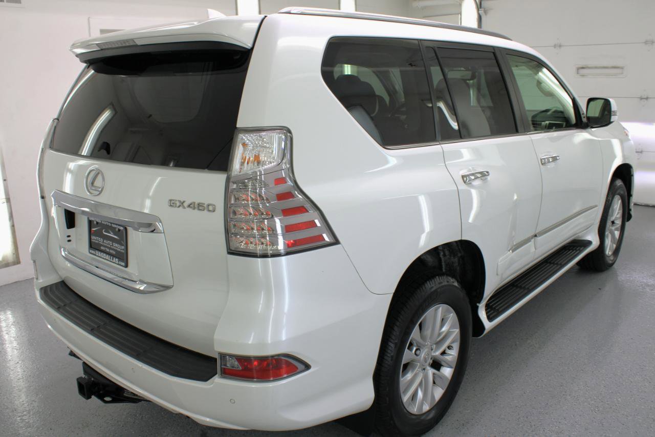 Used 2017 Lexus GX 460 Premium image 9