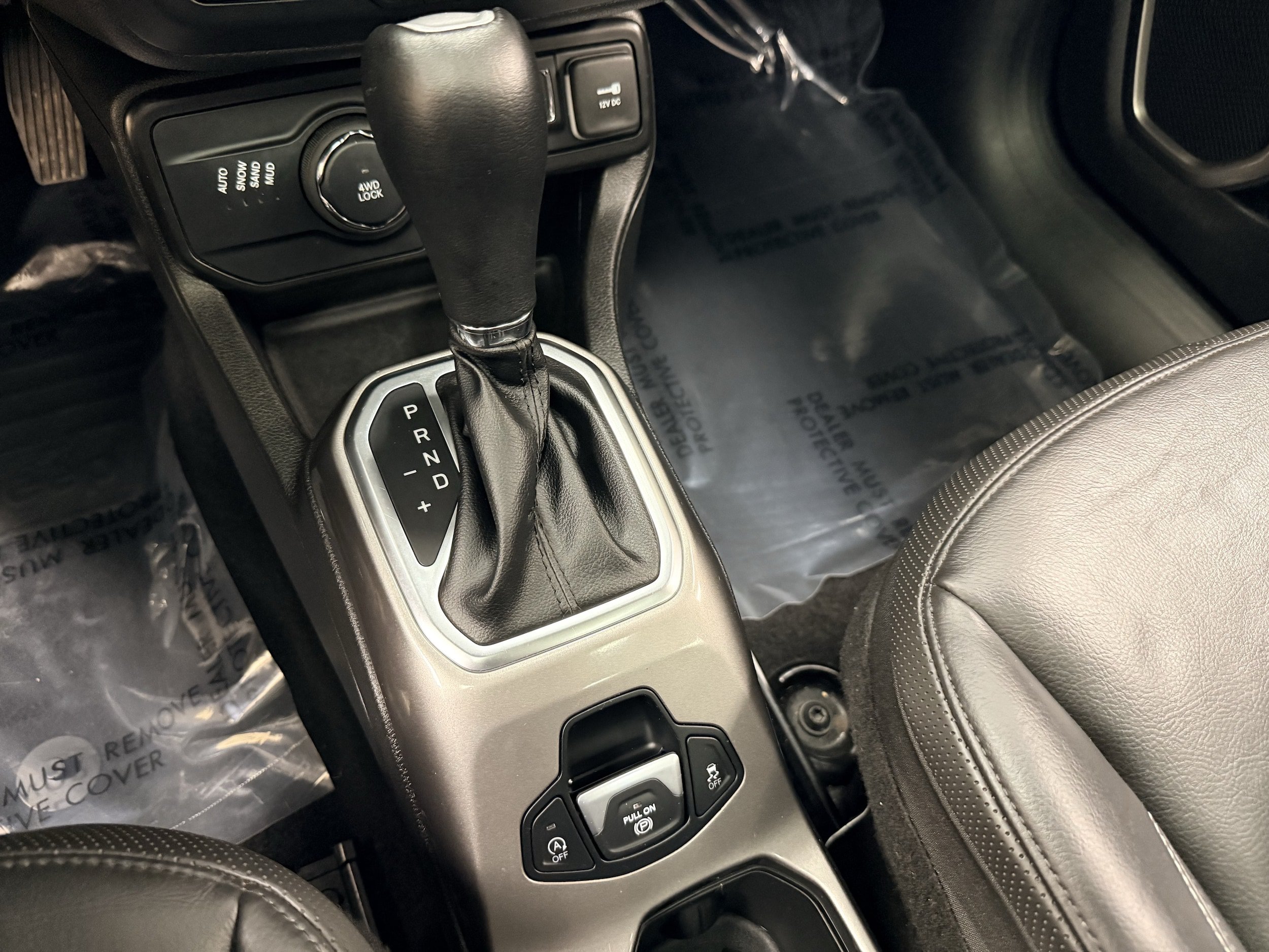 Used 2022 Jeep Renegade Limited w/ Sun, Sound & Wheels Group AWD/4WD image 44