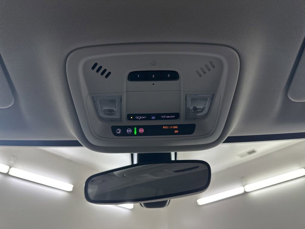 Used 2019 Chevrolet Traverse LT image 53