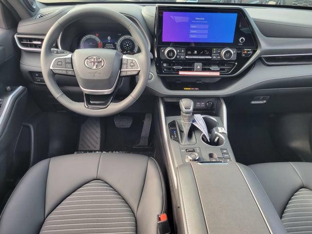 New 2026 Toyota Highlander XSE AWD/4WD image 7