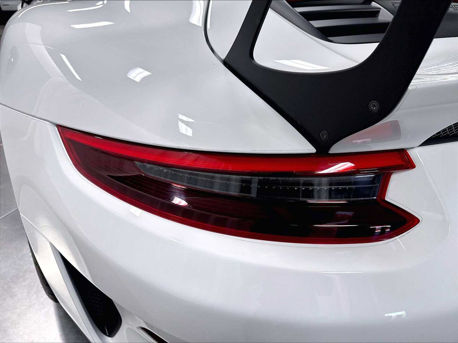 Used 2019 Porsche 911 GT3 RS RWD image 33