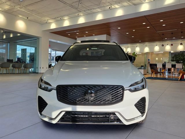 New 2026 Volvo XC60 B5 Ultra w/ Protection Package Premier AWD/4WD image 5