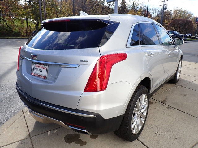 Used 2018 Cadillac XT5 Platinum w/ Driver Assist Package image 6