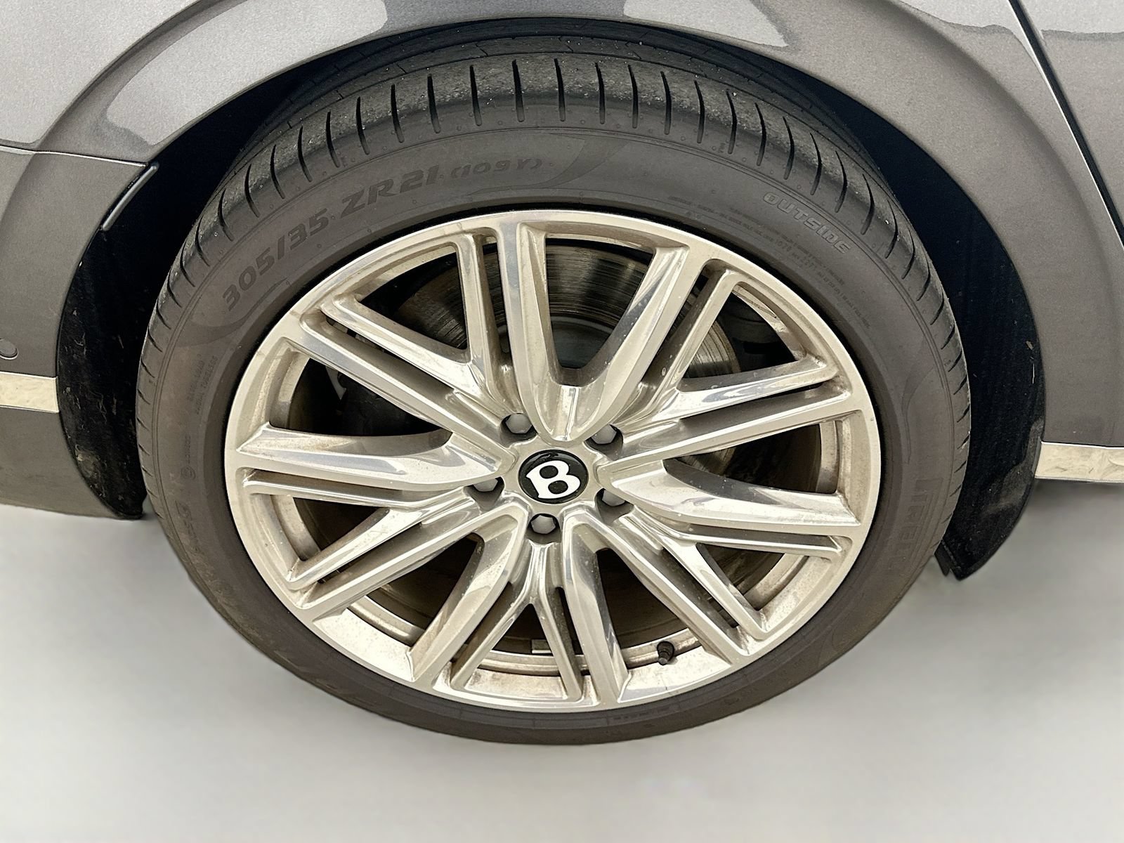 Used 2022 Bentley Flying Spur V8 AWD/4WD image 58