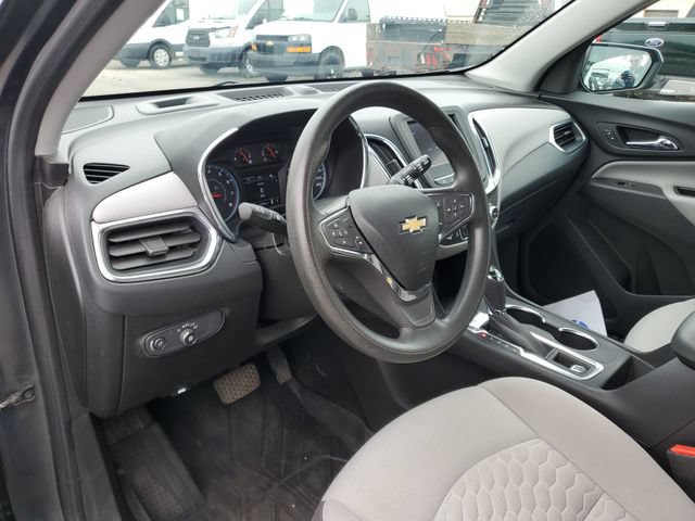 Used 2021 Chevrolet Equinox LS w/ LPO, Blackout Package AWD/4WD image 10
