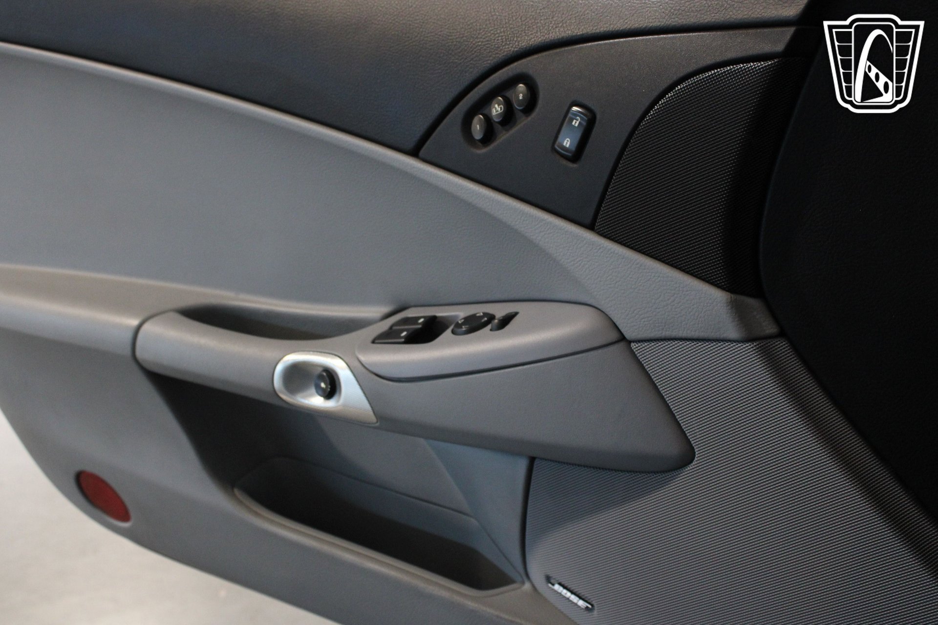 Used 2005 Chevrolet Corvette Coupe w/ Preferred Equipment Group RWD image 36