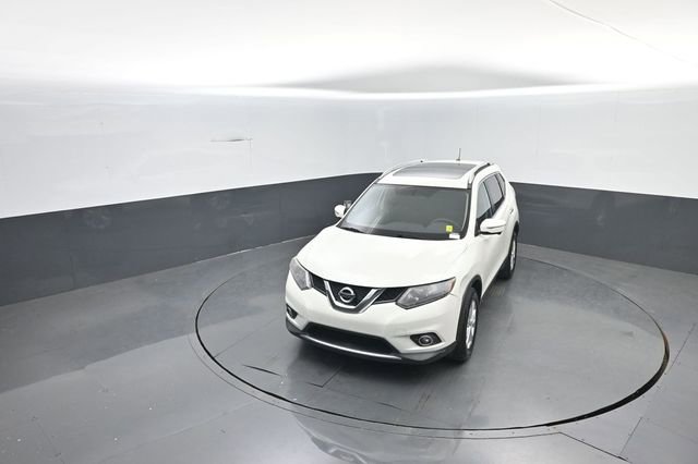 Used 2015 Nissan Rogue SV w/ SV Premium Package image 19