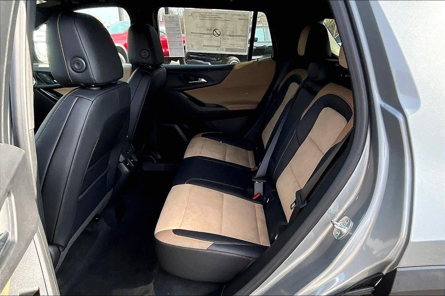 New 2026 Chevrolet Equinox ACTIV w/ Convenience Package III AWD/4WD image 10