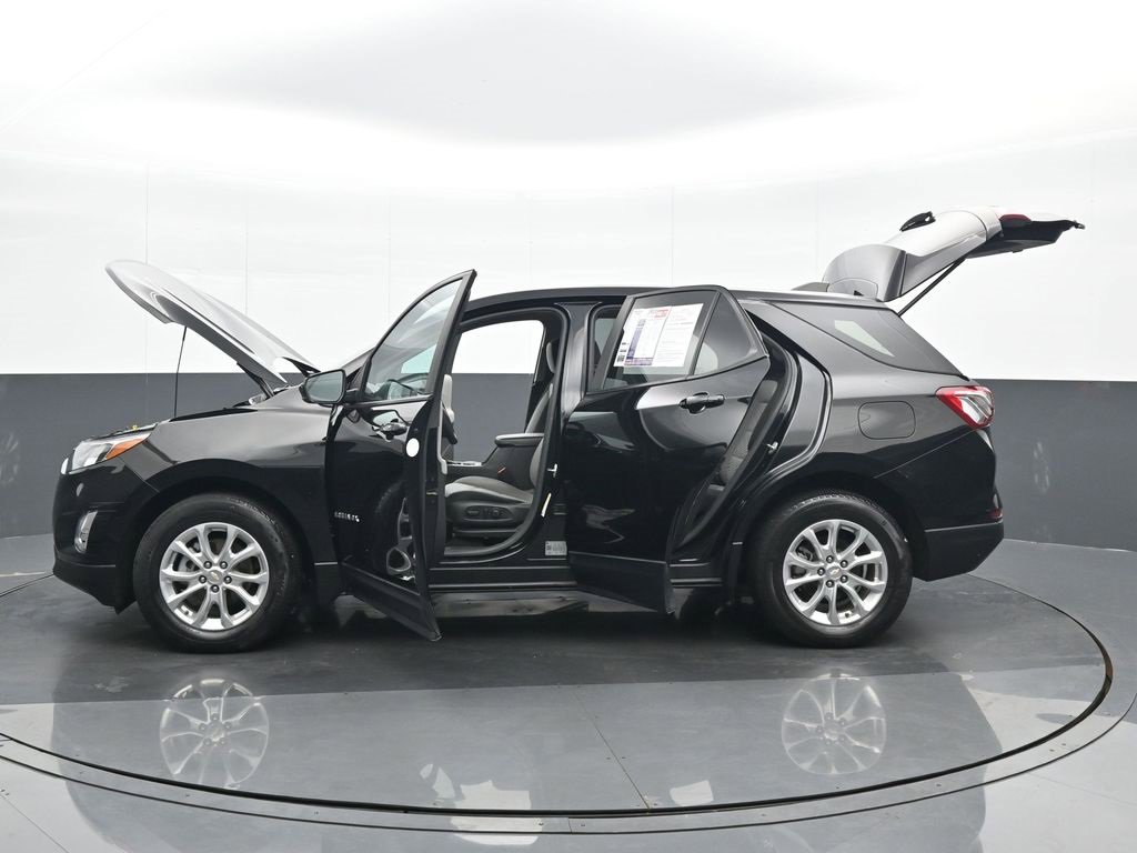 Used 2021 Chevrolet Equinox LS w/ LS Convenience Package image 26