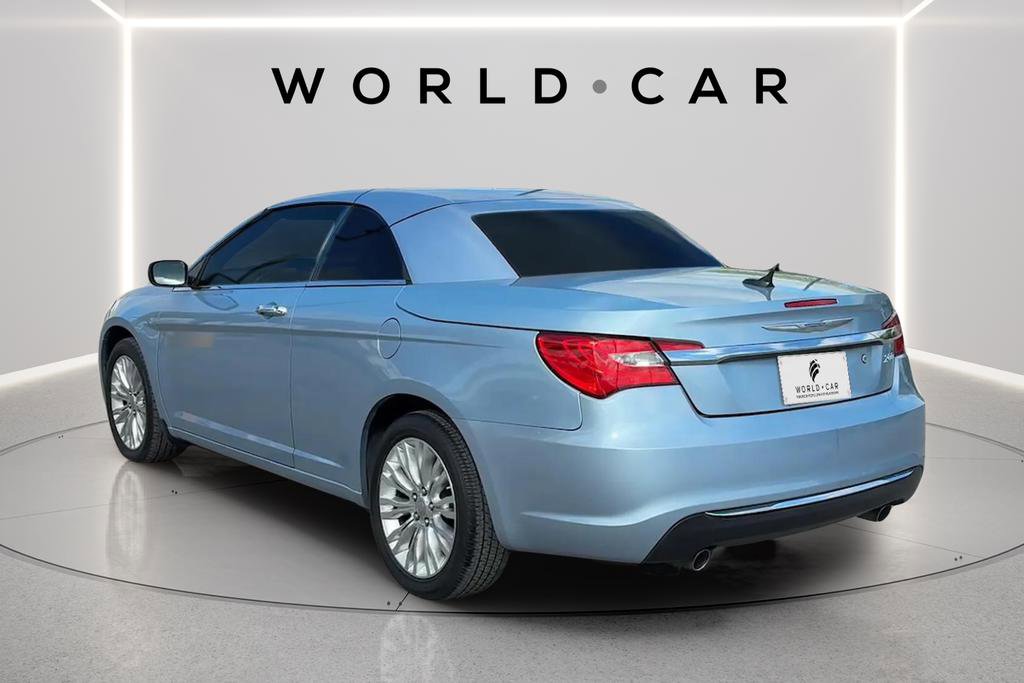 Used 2013 Chrysler 200 Limited FWD image 7