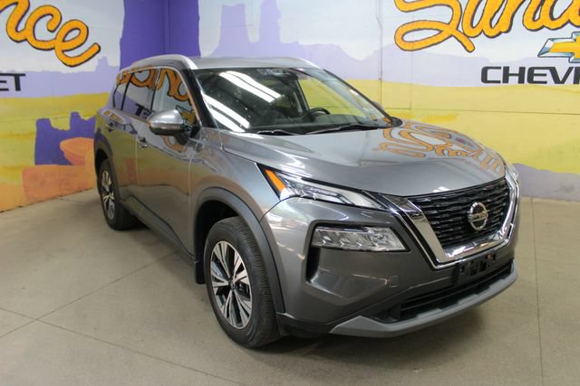 Used 2021 Nissan Rogue SV FWD image 4