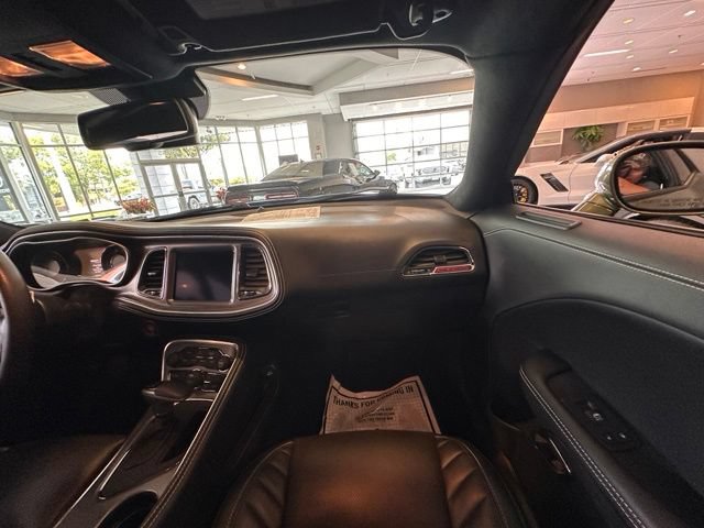 Used 2023 Dodge Challenger SRT Hellcat RWD image 32