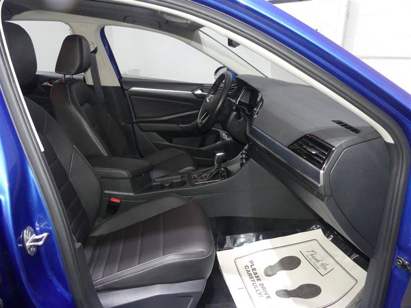 Used 2024 Volkswagen Jetta SE FWD image 22