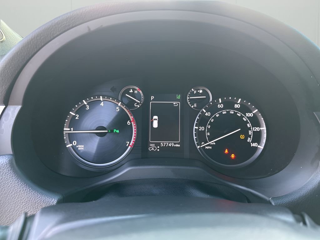 Used 2023 Lexus GX 460 Luxury image 34