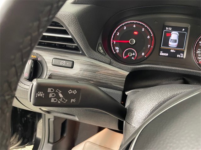 Used 2020 Volkswagen Passat 2.0T R-Line image 13