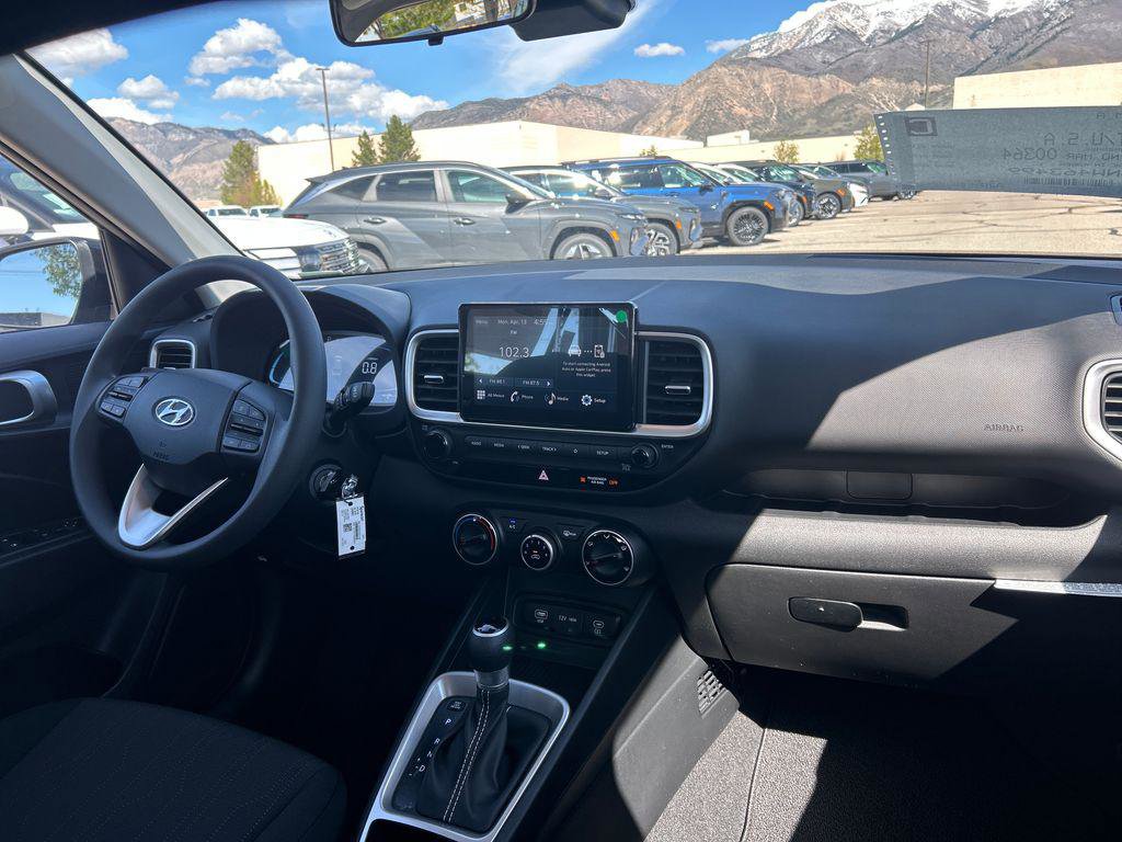 New 2026 Hyundai Venue SE FWD image 12