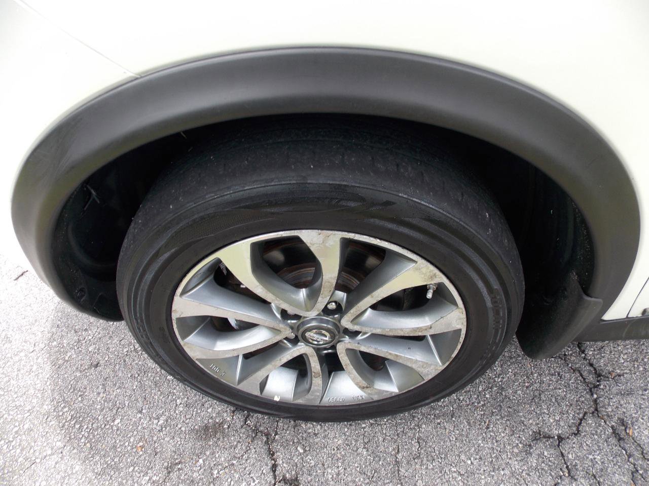 Used 2012 Nissan Juke SL w/ Sport Pkg image 27