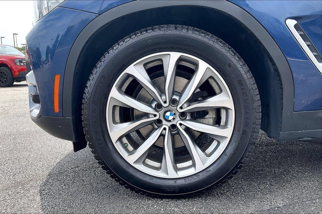 Used 2018 BMW X3 xDrive30i AWD/4WD image 10