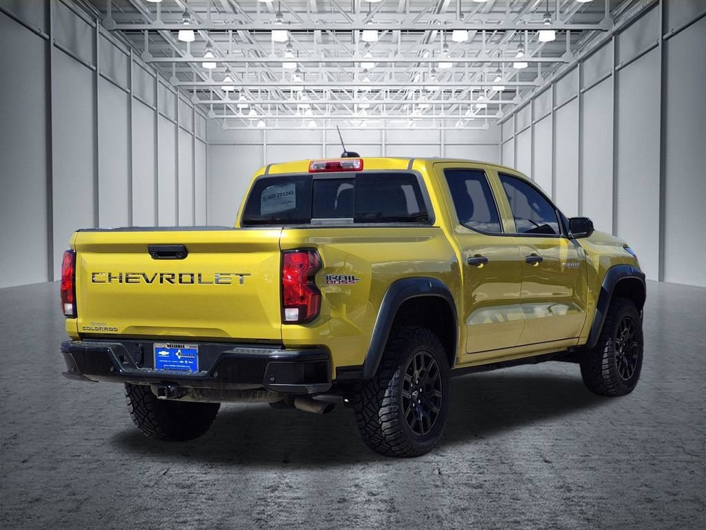 Certified 2024 Chevrolet Colorado Trail Boss w/ Advanced Trailering Package AWD/4WD image 6
