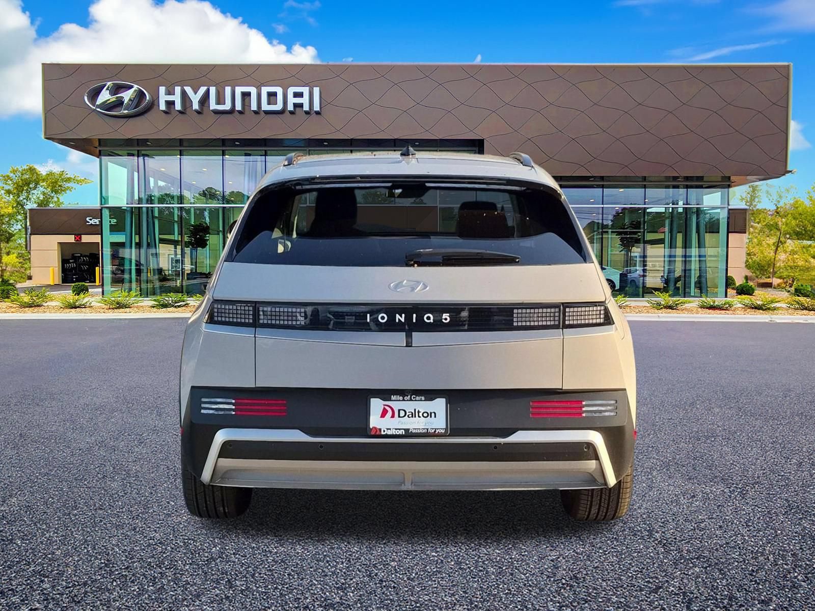 New 2027 Hyundai Ioniq 5 SEL RWD image 7