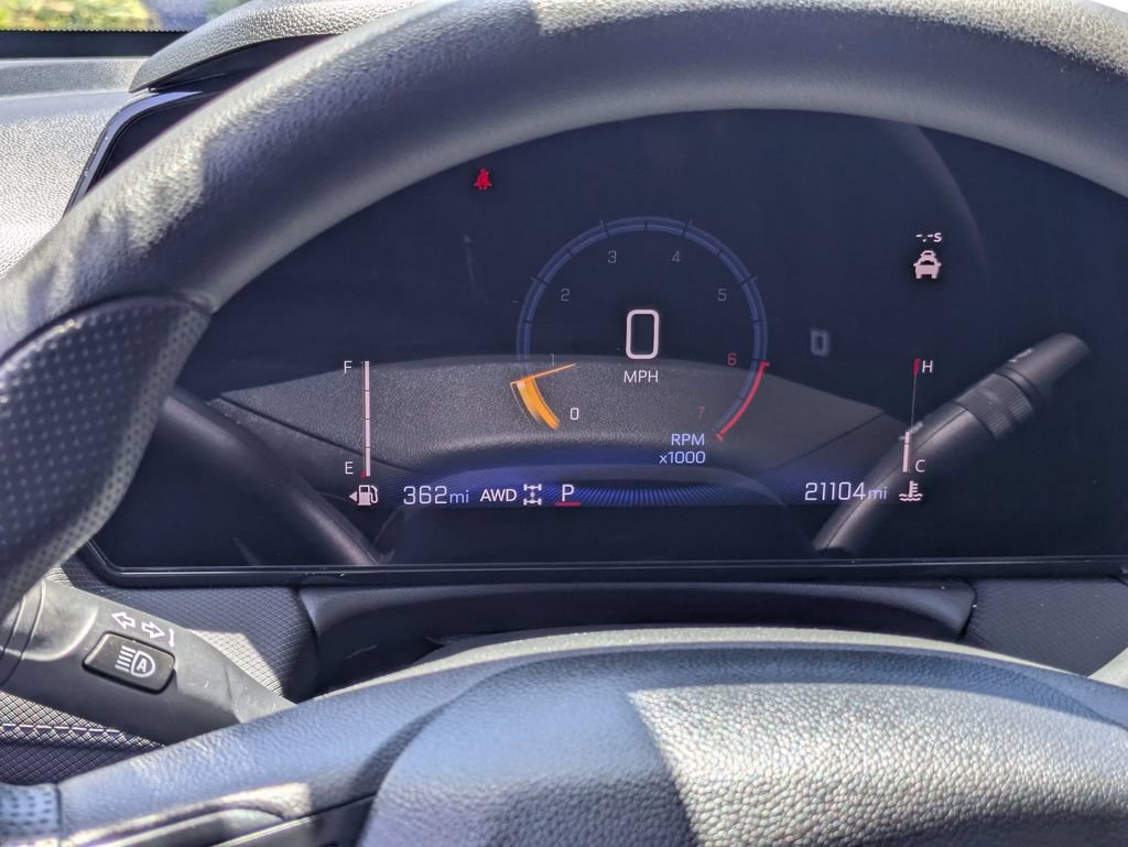 Used 2025 Chevrolet TrailBlazer LT AWD/4WD image 18