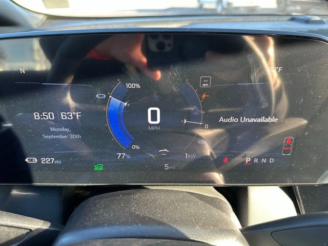 New 2024 Chevrolet Equinox EV LT AWD/4WD image 15
