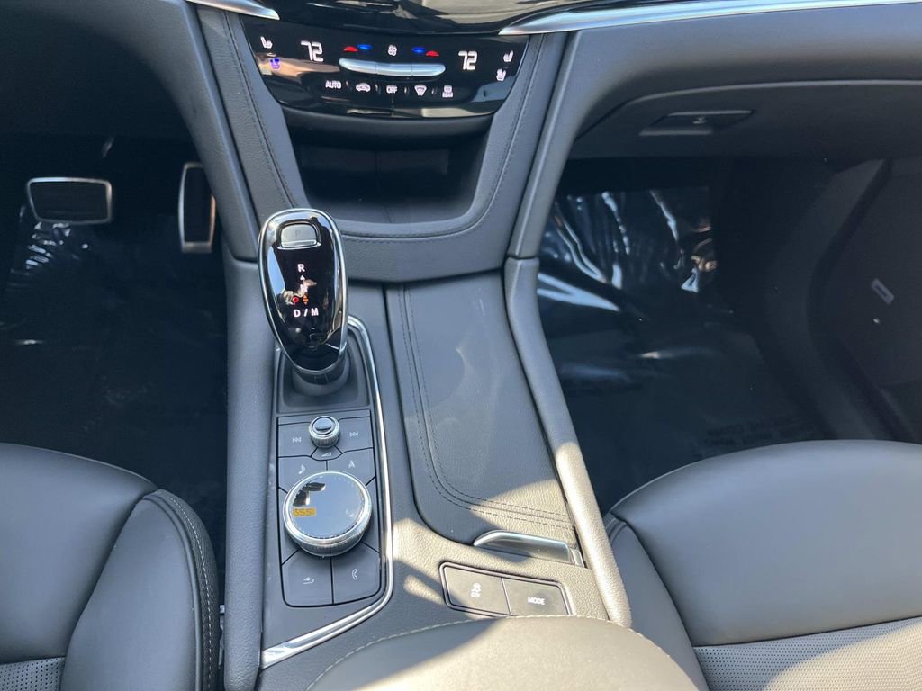 Certified 2025 Cadillac XT6 Sport w/ Platinum Package image 36